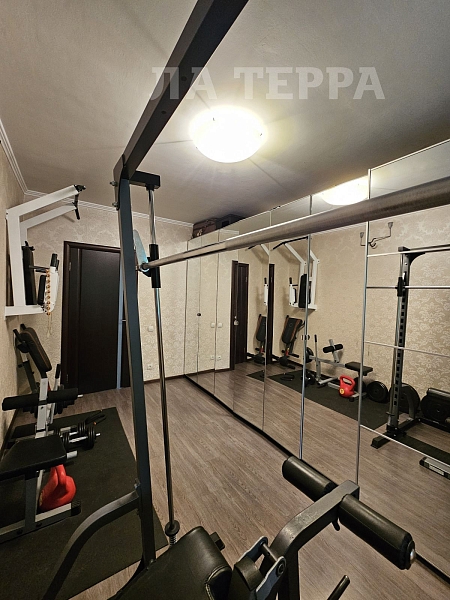 Квартира по адресу: Москва, Строгино, Строгинский б-р, 4к1, общая площадь 65.3 (№74459)