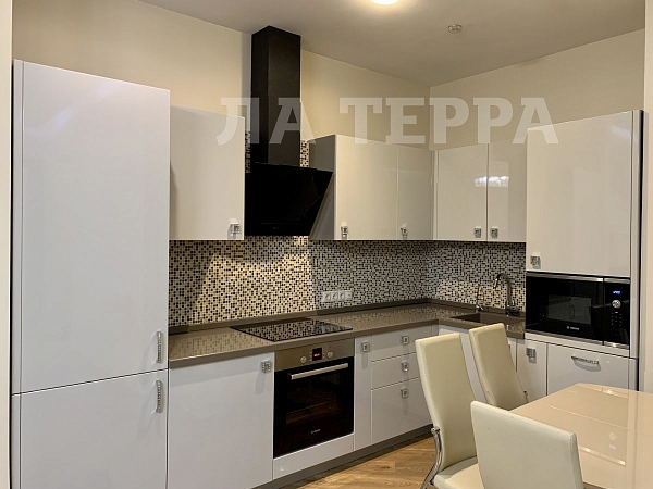 Снять 1-к квартиру, 57 кв.м., Заречье рп, Медовая ул, 4