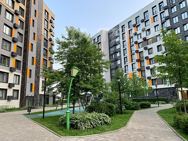 Снять 1-к квартиру, 57 кв.м., Заречье рп, Медовая ул, 4 (№74467)
