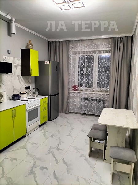 Снять 2-к квартиру, 54 кв.м., Мисайлово, Литературный б-р, 2 (№74469)