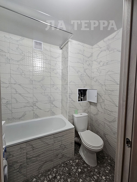 Снять 2-к квартиру, 46 кв.м., Москва, Очаково-Матвеевское, Очаковское ш, 13к2 (№74317)