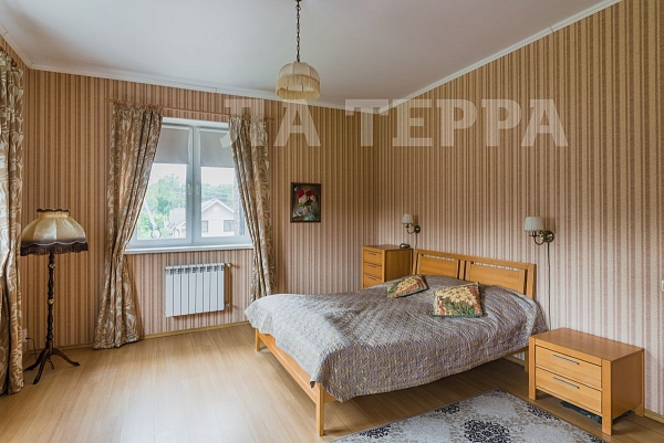 Дом, 208 кв.м., Андреевское, Родниковая ул, 15А (№74361)