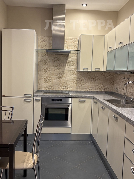 Снять 2-к квартиру, 57 кв.м., Москва, Тропарёво-Никулино, Вернадского пр-кт, 94к1 (№74290) Снять 2-к квартиру, 57 кв.м., Москва, Тропарёво-Никулино, Вернадского пр-кт, 94к1 (№74290)