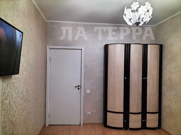 Снять 2-к квартиру, 54 кв.м., Мисайлово, Литературный б-р, 2 (№74469)