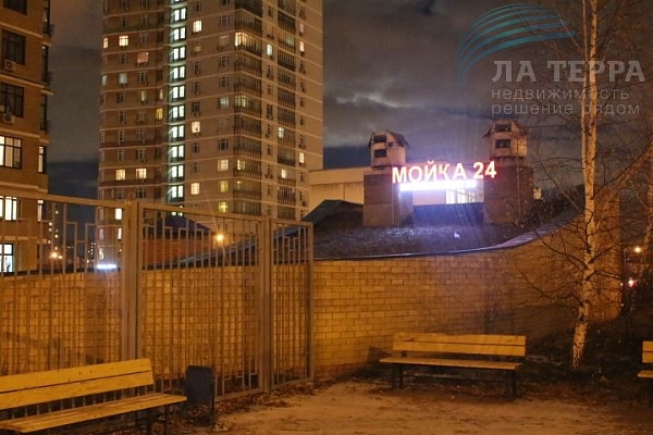Машиноместо, Москва, Строгино, Маршала Катукова ул, 24к4 (№32859)