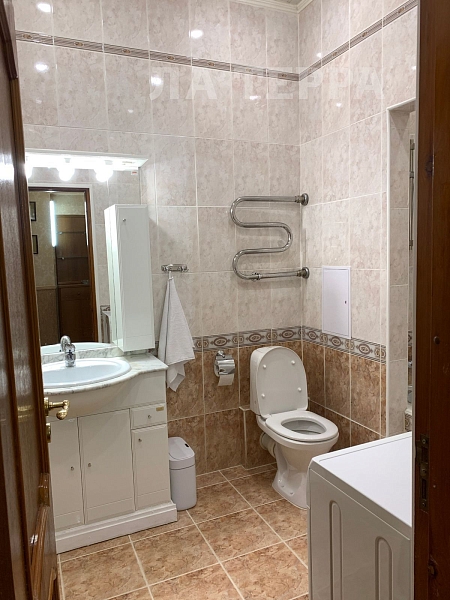 Снять 2-к квартиру, 53 кв.м., Москва, Хамовники, Саввинская наб, 3 (№74391)