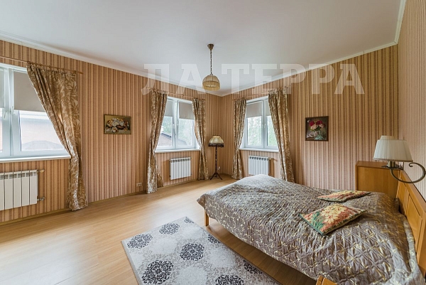 Дом, 208 кв.м., Андреевское, Родниковая ул, 15А (№74361)